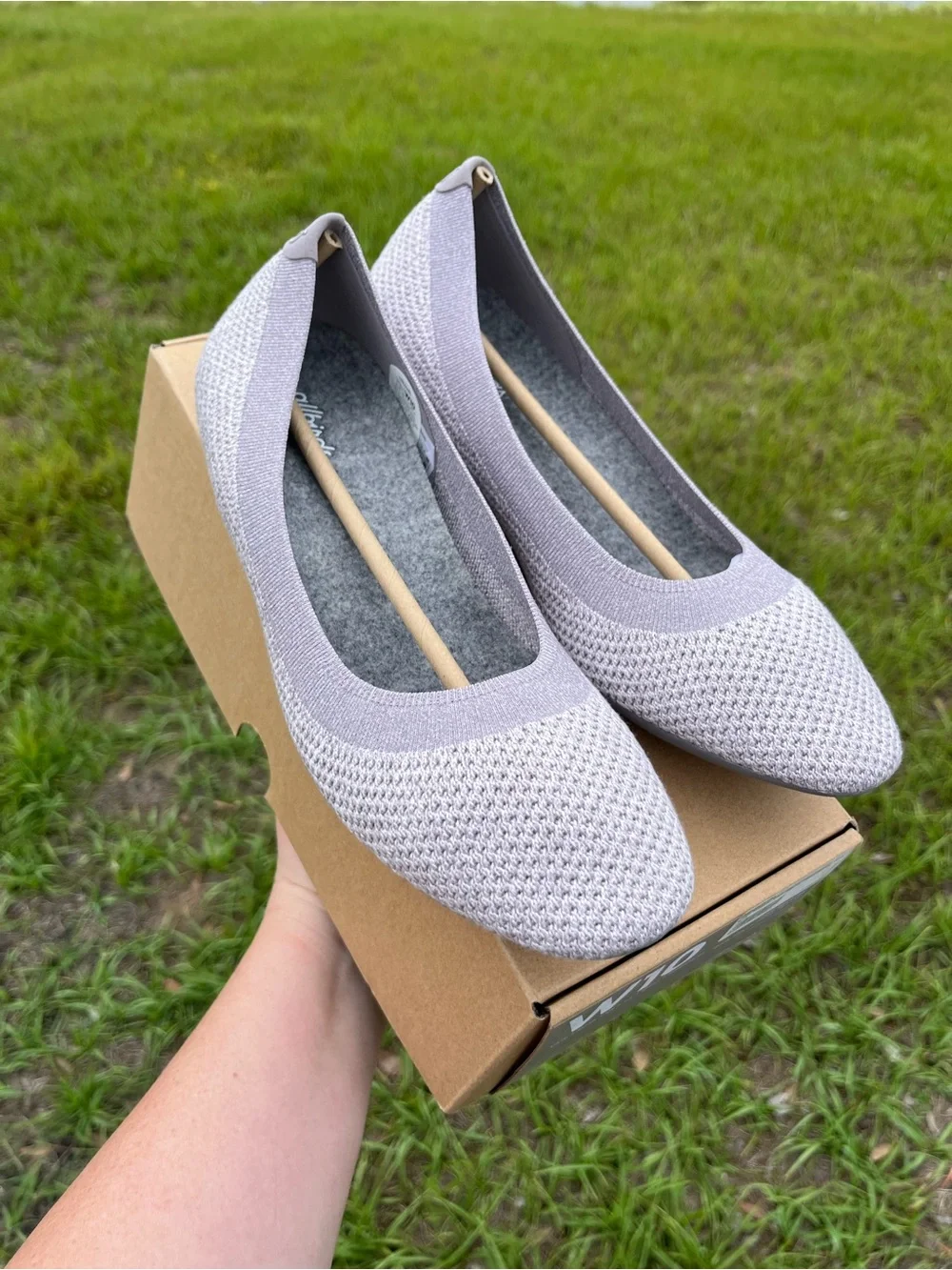 New In Box Allbirds Womens Tree Breezer Knit Flats in Lavender Tone Gray Size 11